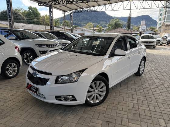 CHEVROLET CRUZE 1.8 LTZ 16V FLEX 4P AUTOMÁTICO CHEVROLET CRUZE 1.8 LTZ 16V FLEX 4P AUTOMÁTICO